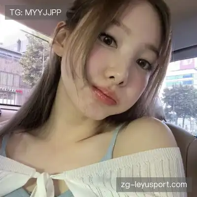 劳真杨